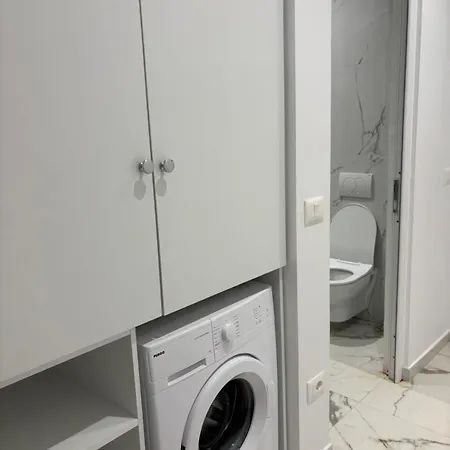 Season Apartment Durres